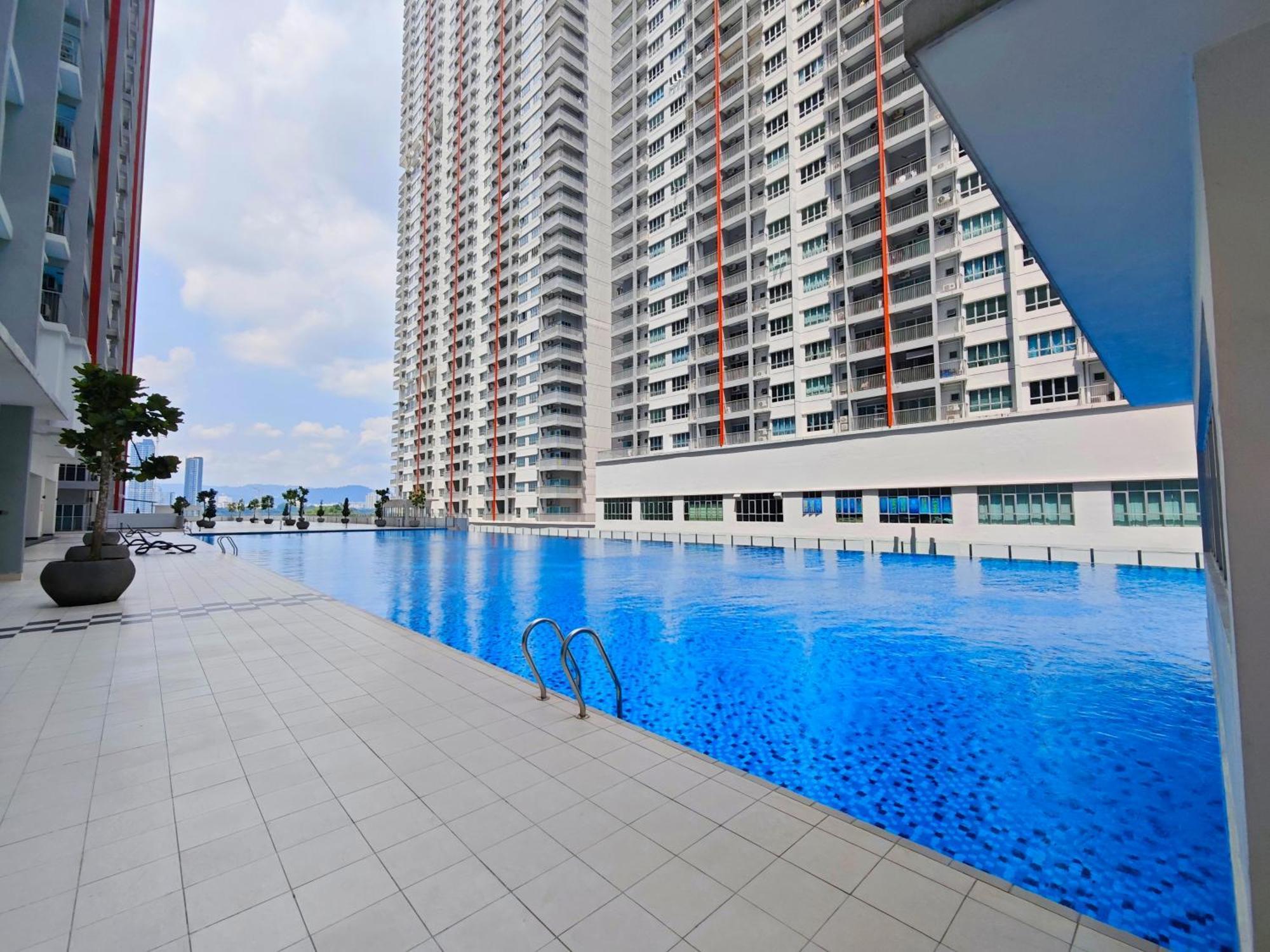 Razak City 2 Or 3 Bedroom Klcc View Sungai Besi, Kuala Lumpur Exterior photo